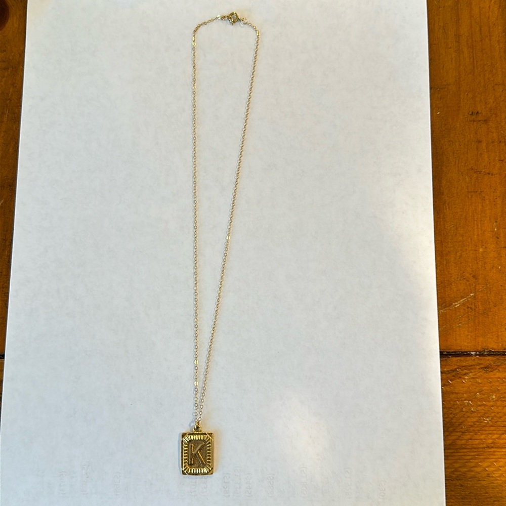 K pendant necklace